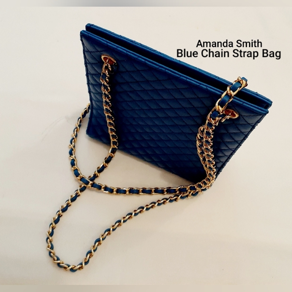 Amanda Smith Chain Strap Bag